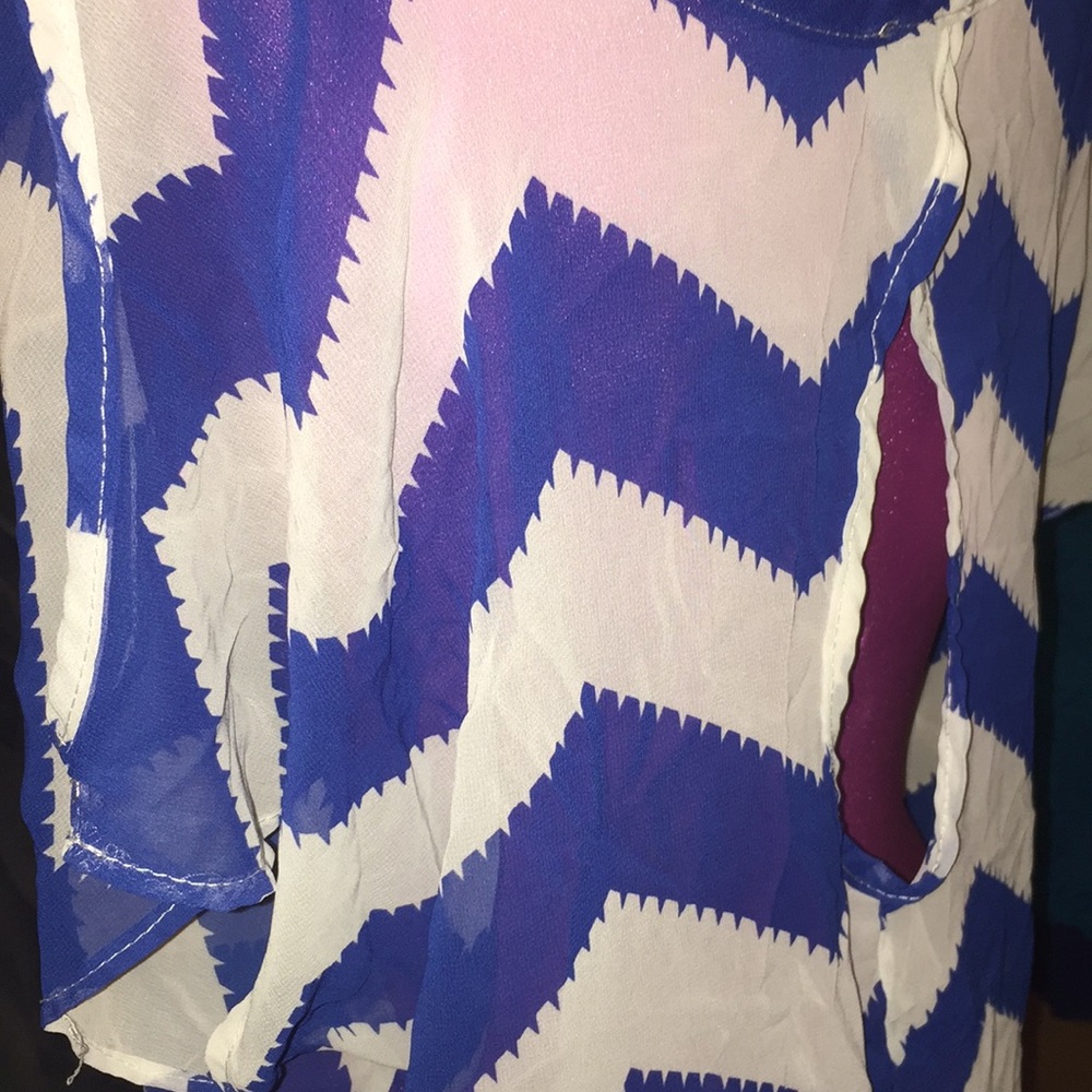 Sheer top - Picture 4 of 4